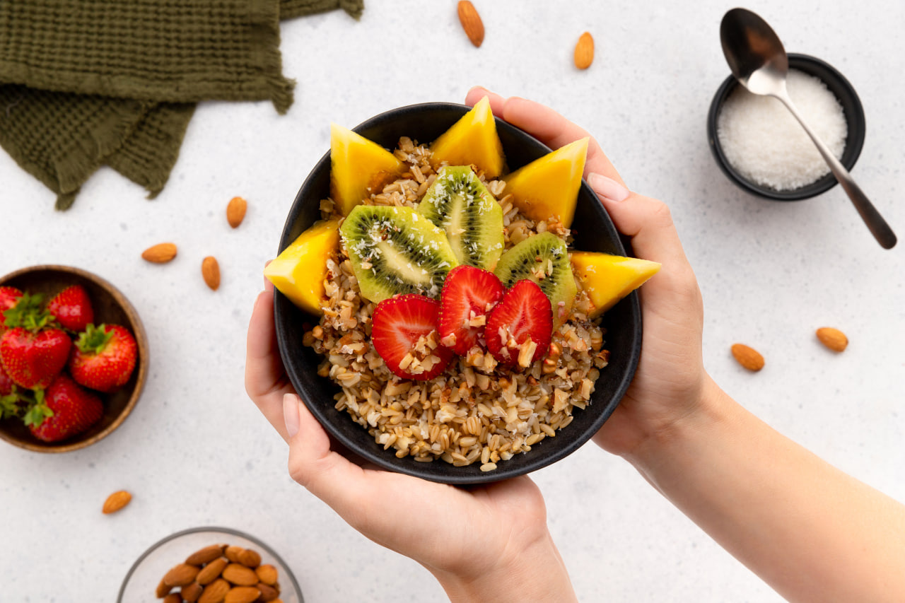 Quick nutritious breakfast bowl